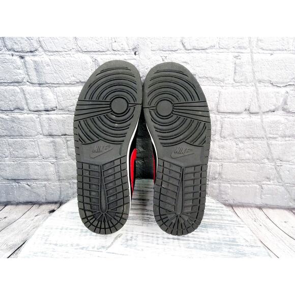 Jordan Air Jordan 1 Low Black/Fire Red-White Men Size 12 Used OG Box - Picture 9 of 16